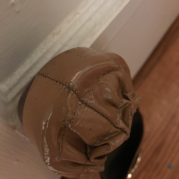 Tan patent leather Tory Burch flats - Picture 5 of 5